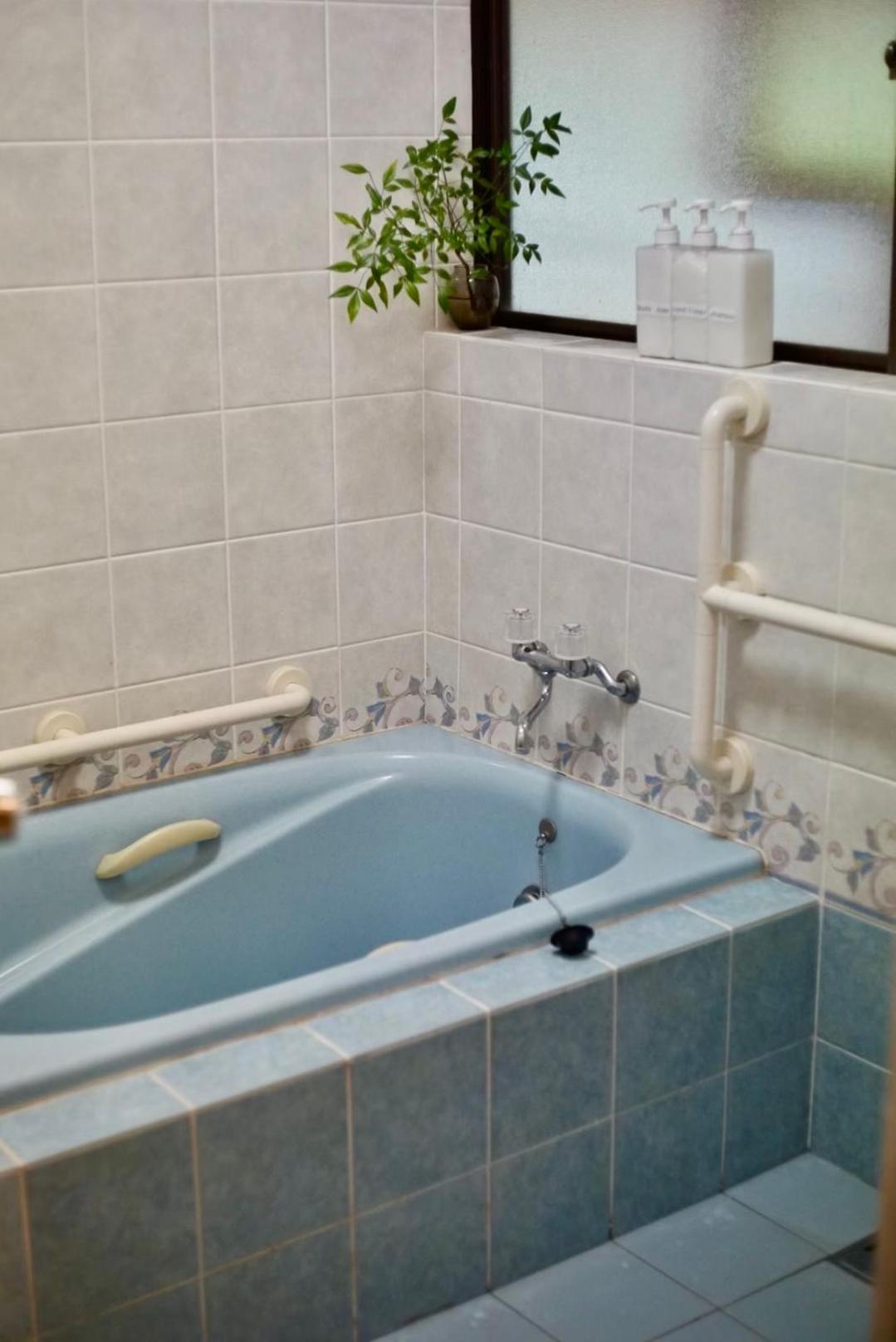 みやうら御殿 Apartment Imabari Railway Station Екстериор снимка